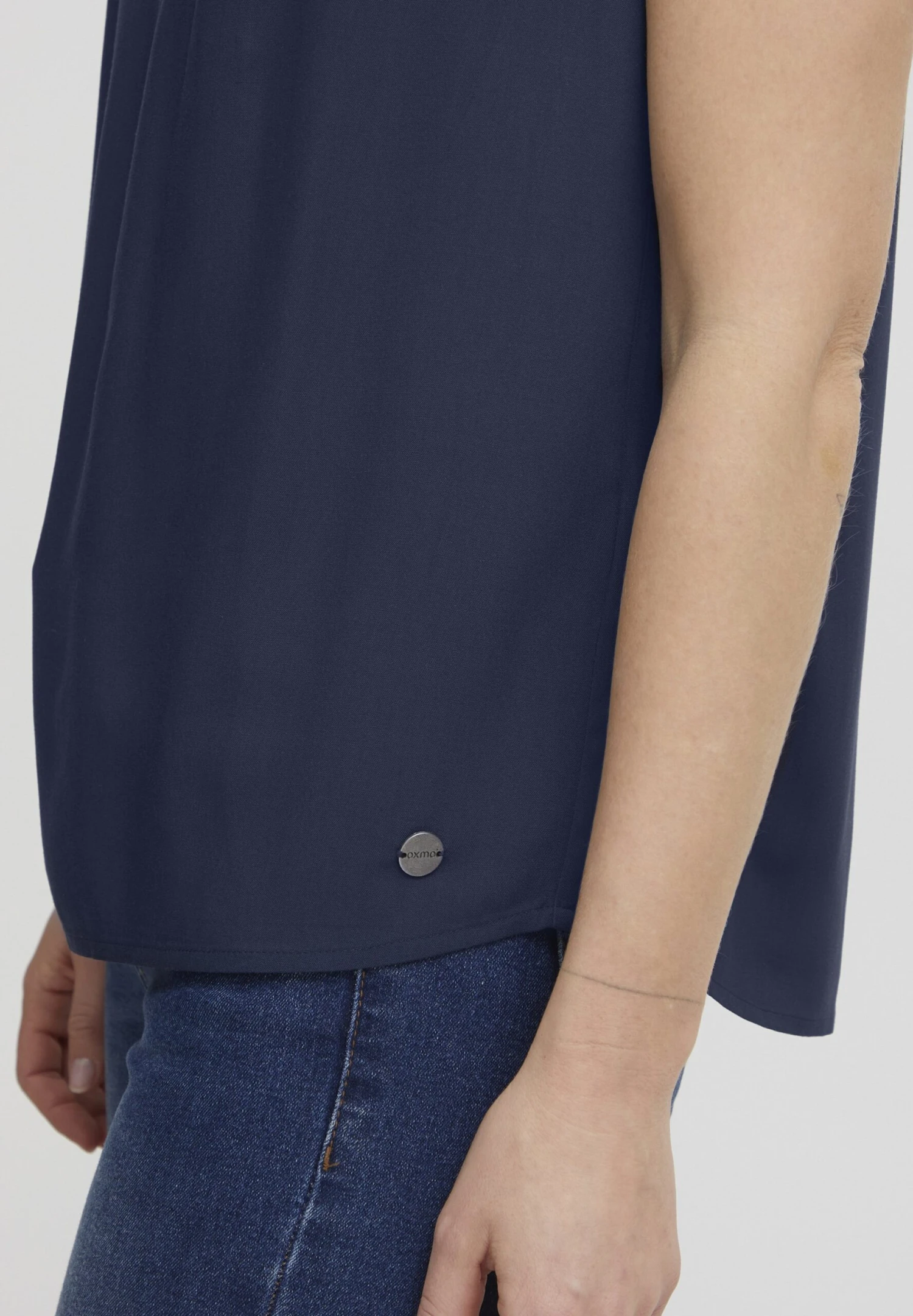 OXMO Esja - Blouse - Total Eclipse - Afbeelding 4