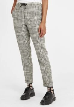 OXMO Oxlivia - Broek - Monument