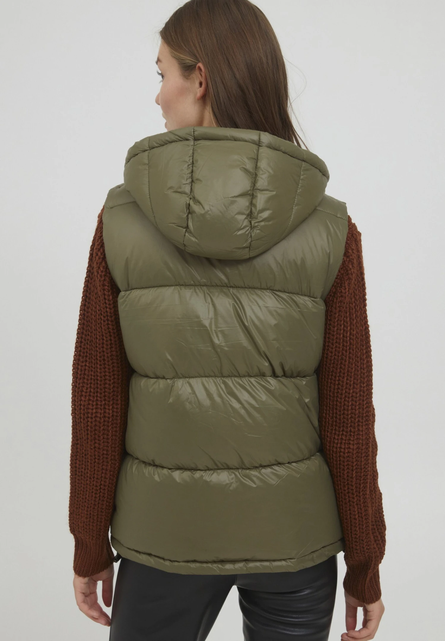 OXMO Oxtabita - Bodywarmer - Dusty Olive - Afbeelding 3