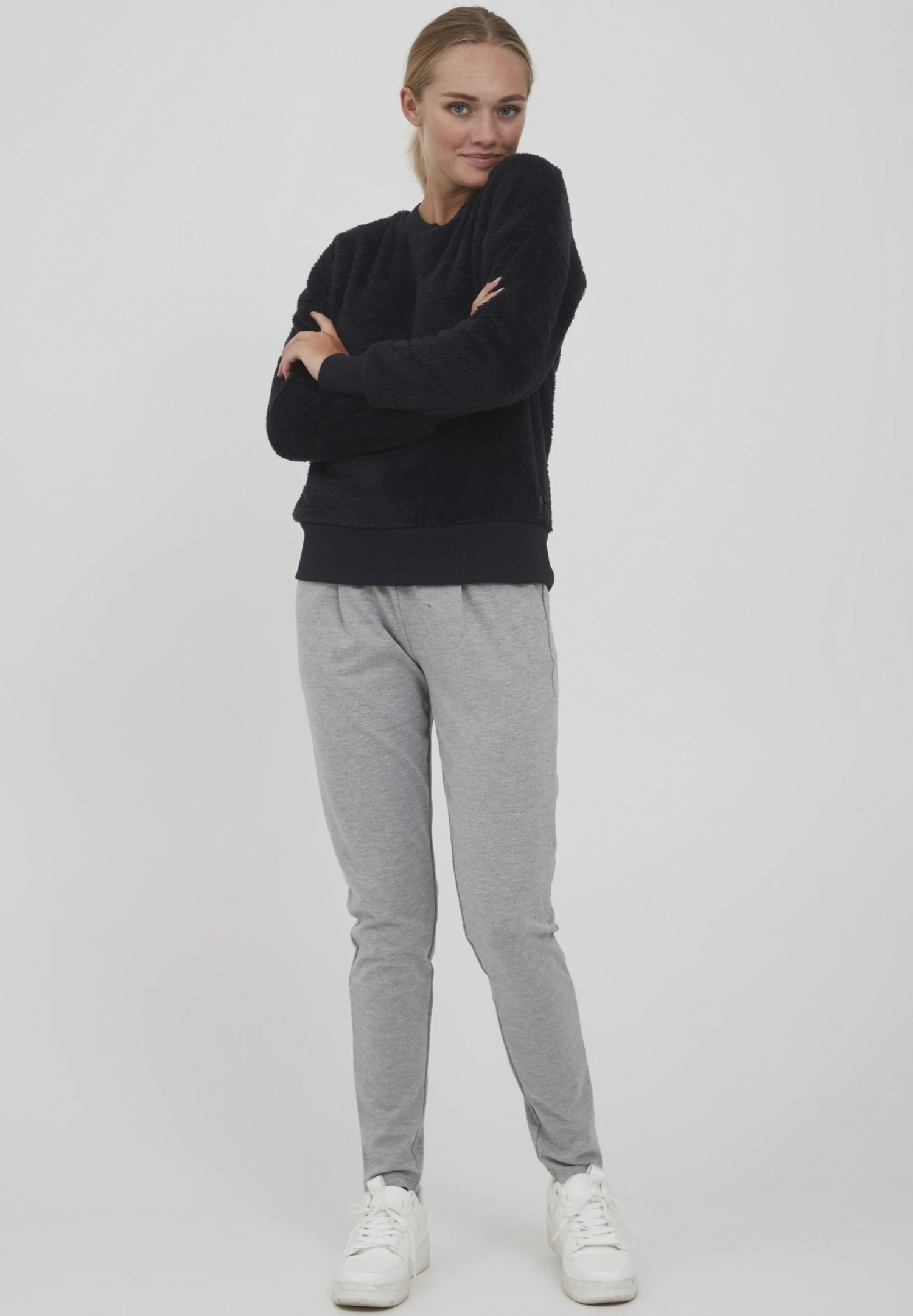 OXMO Oxannica - Trui - Total Eclipse - Afbeelding 2