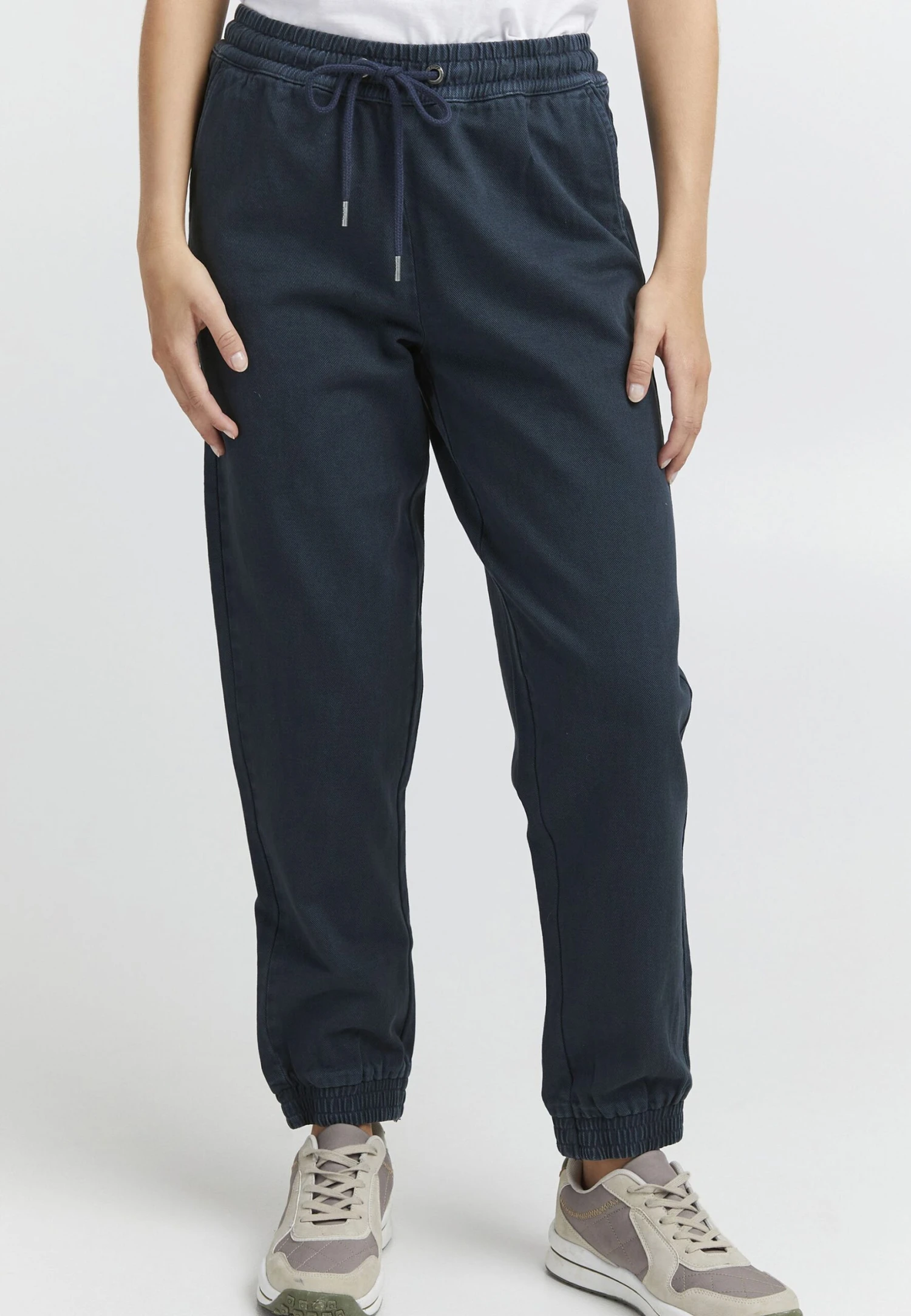 OXMO Oxtallualah - Trainingsbroek - Total Eclipse